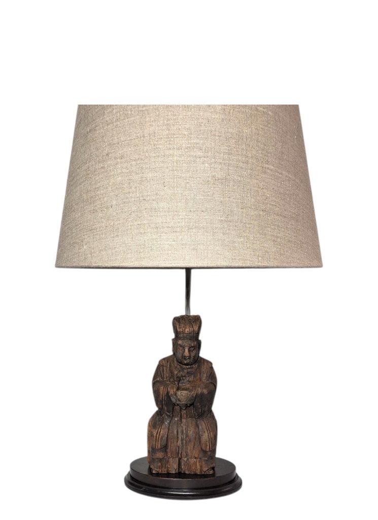 Lampa s oltarnom figurom iz Qing dinastije 01