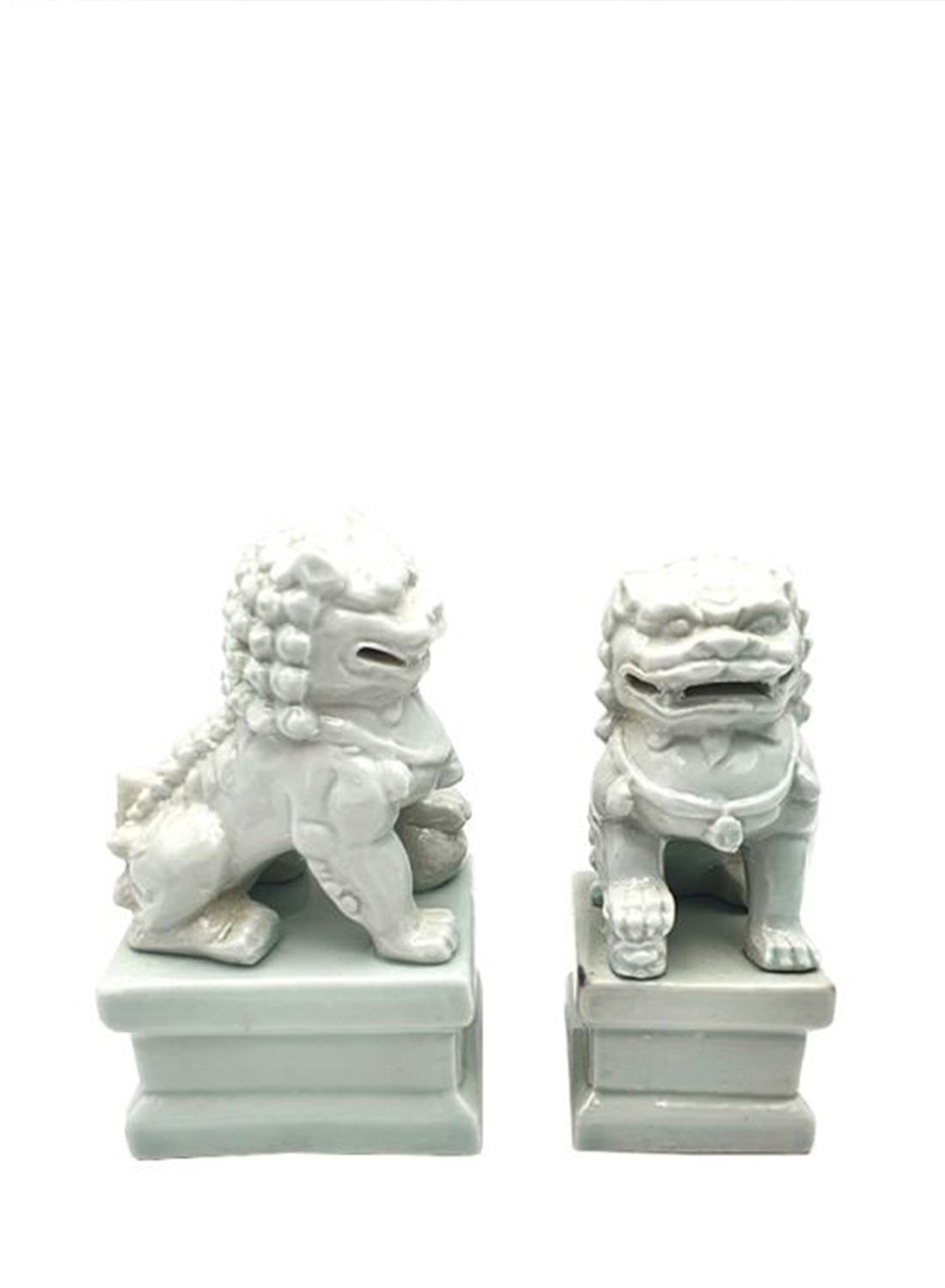 Par cuvara doma Foo Dogs